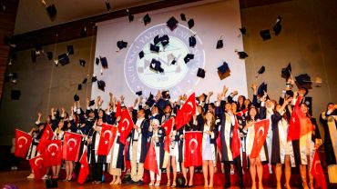 Psikoloji Bölümümüz 2022-2023 dönem mezunlarını verdi!